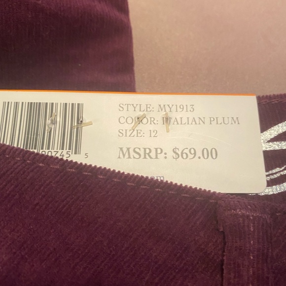 Womens Skinny Corduroy Pants - Picture 3 of 5